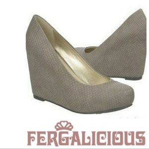 🔴Taupe Snakeskin “Dreamy” Platform Wedges